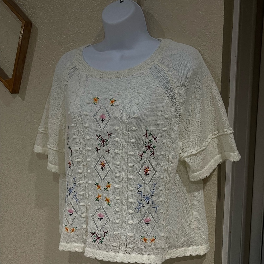 SHEIN Cream Knit Blouse with Colorful Embroidery